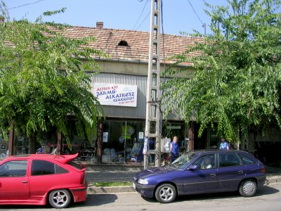 A helpful Bike Shop in V&aacute;c, Hungary